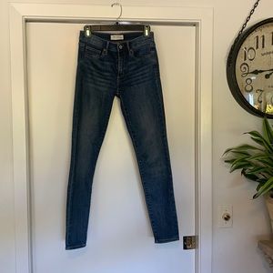 Gap Women’s True Skinny 27R Jeans